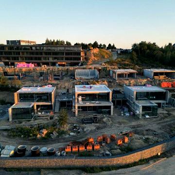 Вілла з панорамними вікнами в Lion Hills. Лісники. 15 хв. від Києва