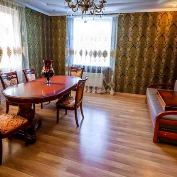 Красивый добротный дом Малодолинское!