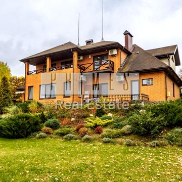 Івана Франка вул. (Некрасова)