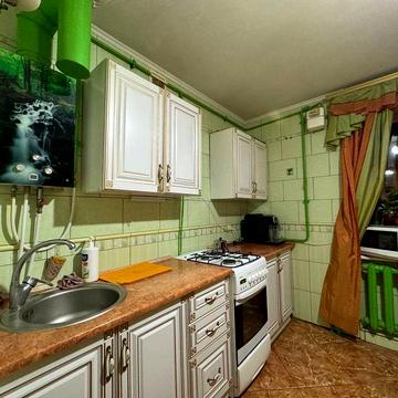 Сдам трехкомнатную квартиру с ремонтом рН полиции