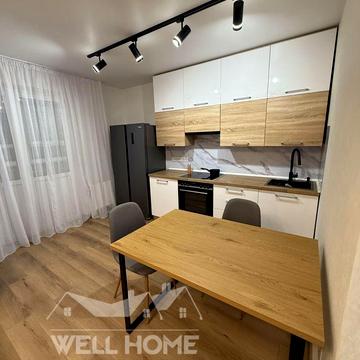 Металургів вул., 35