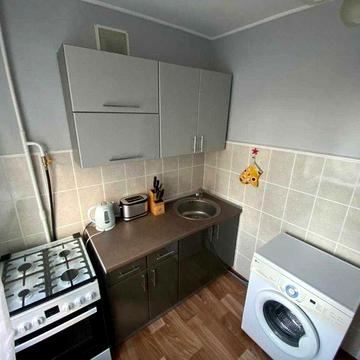 Оренда хорошої квартири м. Дружби Народів пішки 5 хв!