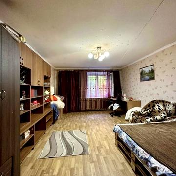 Небесної Сотні просп. (Маршала Жукова), 10/5