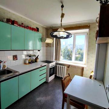 3 кімнатна квартира вулиця Юрія Липи . Чорновола