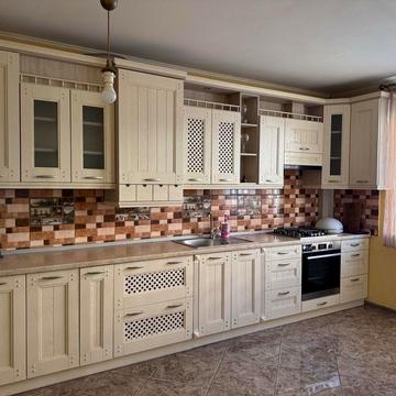 Винна Гора вул., 16