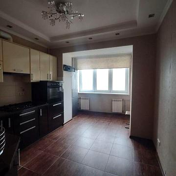 Продаж 1к Квартира Академіка Сахарова вулиця