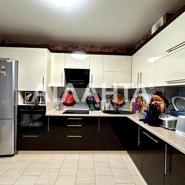 Віталія Нестеренка вул. (Академіка Воробйова), 1б