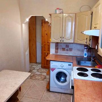 Довгострокова оренда 2к Квартира Камянецька вулиця