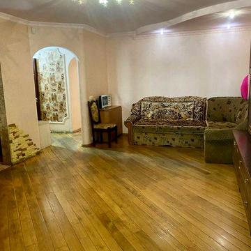 Здається 3-кімнатна квартира по вул. Пролетарська