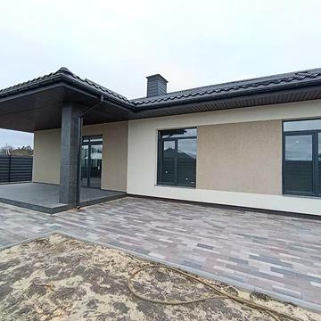 Новий будинок під лісом в м.Черкаси