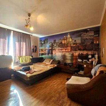 Продам 2-х комн. квартиру на проспекте Добровольского