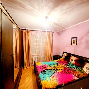 Миколи Лаврухіна вул., 5