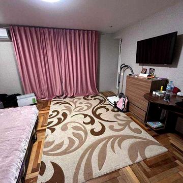 Сдам 2 кв на Холодной горе возле Класса