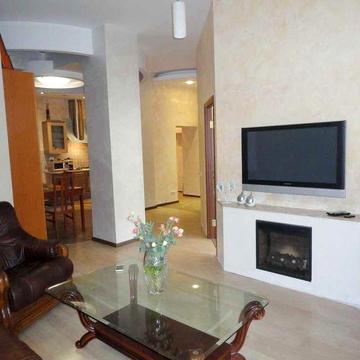 Сдам 3 комнатную квартиру 100 кв.м. пр. Л.Украинки