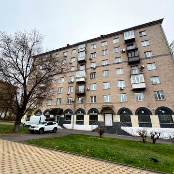 Миколи Міхновського бульв. (Дружби Народів), 18/7