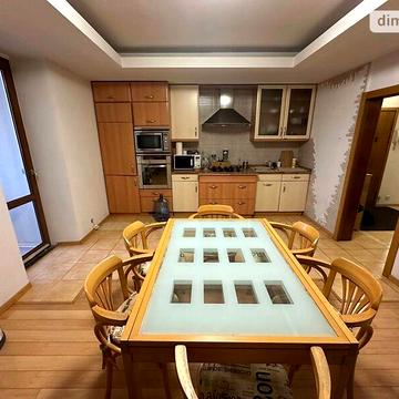 Довгострокова оренда 5к Квартира Старокозацька (Комсомольська) вулиця