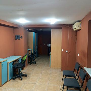 23 Серпня вул., 36