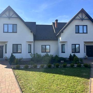 Продаж будинку для двох сімей з ремонтом Мукачево БЕЗ КОМІСІІ