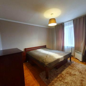 Володимира Вернадського вул. (Дзержинського), 35