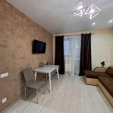 Сдам 1-ком квартиру с большой кухней студией  Сахарова пос.Котовского