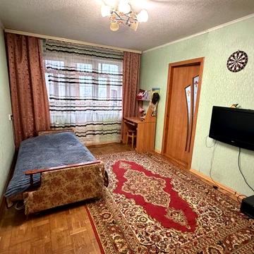 Продається 2х кімнатна квартира с.Озерне