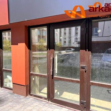 Отця Івана Блавацького вул., 4