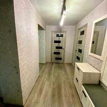 Продається простора 3-кімнатна квартира Велика Виска