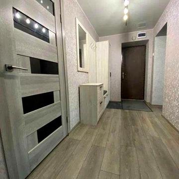 Продається простора 3-кімнатна квартира Велика Виска