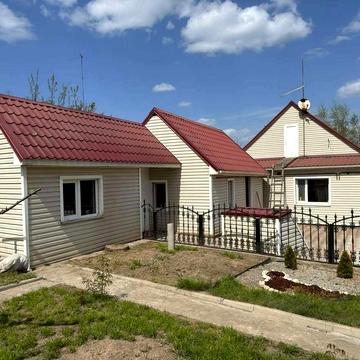 Володимира Мономаха вул., 156