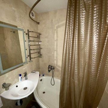 Оренда двокімнатної квартири на коледжі