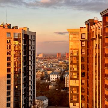 Кудрявська вул., 24а