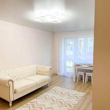 Власник,3к з якісним ремонтом,55м.кв,Бандери55