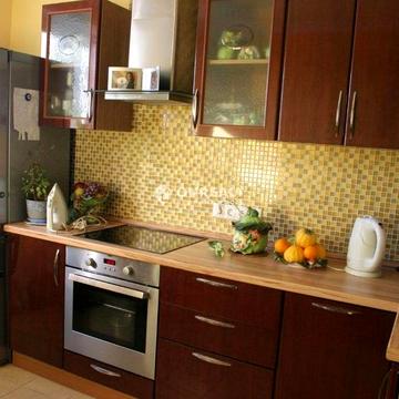 ПРОДАМ 3-кімнатну квартиру  в м. Самар, район 220 Вольт.

Квартира роз