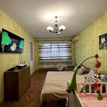 Продам 3-кімнатну квартиру