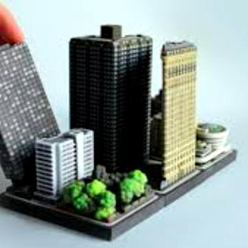 Лахтинська вул., 2/6