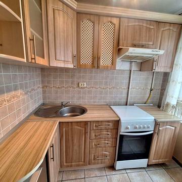 2 кімнатна квартира вул.Хоткевича р-н. магазину Дарницький