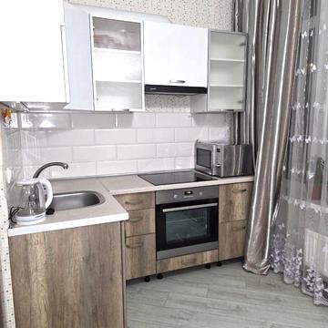 Валерія Самофалова вул. (Каманіна), 16а/1