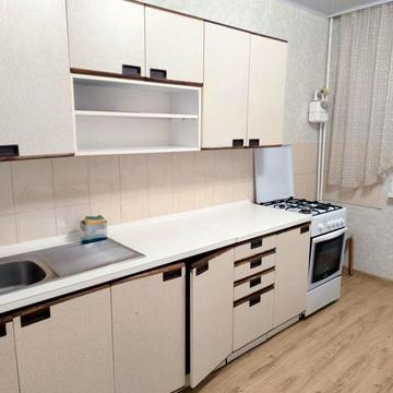 Сдается 3 комн кв-ра 18мкрн Хортицкий