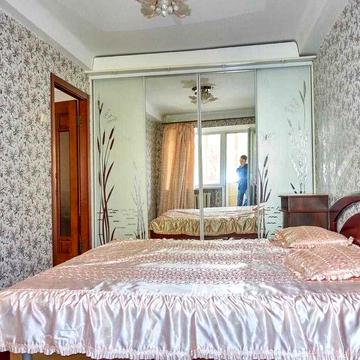 2ком-я. бул. Л. Украинки 28, м. Печерская 2мин.. Бойлер, Конд-р!