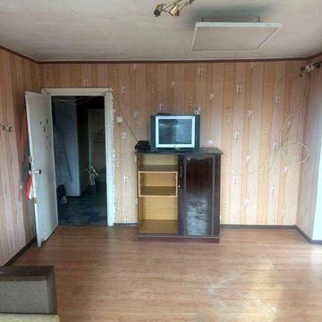 Продам кв Кр.Камень (ул.Коробова 8)