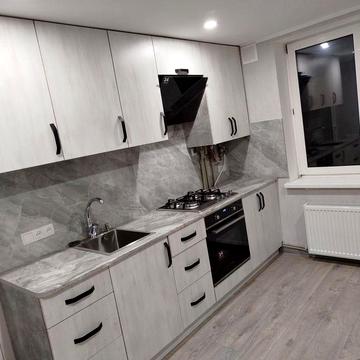 Здам двоповерховий будинок