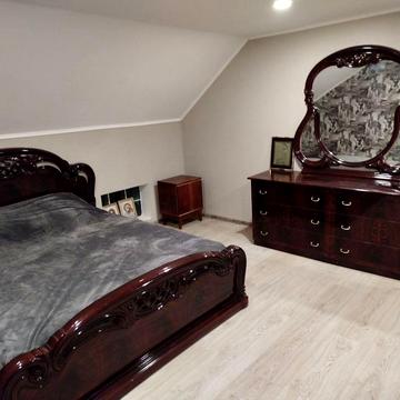 Здам двоповерховий будинок