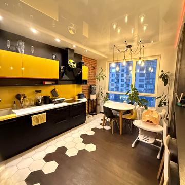 Зарічна вул., 1-Б