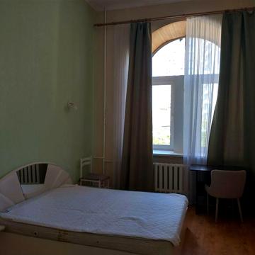 Оренда однокімнатної ст.м.Золоті Ворота, О.Гончара 45-а