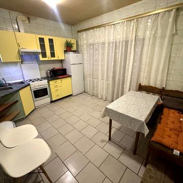 Аренда Половина дома в центре, Зверинецкая