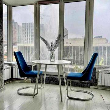 Продаж/Квартира/ Вид на Палац Україна/52 м2/вул Велика Васильківська