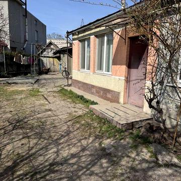 Сдам в аренду полдома