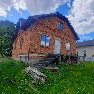 Продається будинок з мансардою 180м² можлива частково під виплату.