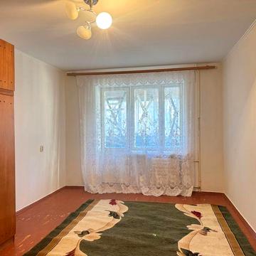 1 кімнатна по вул. Захисників України, площа 32 кв.м