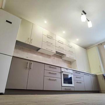 Оренда євродвушки в новому ЖК на Словянці